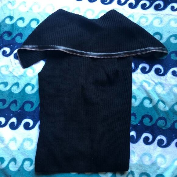 Per Se Solid Sleeveless Black Zip Up Sweater - Picture 7 of 7